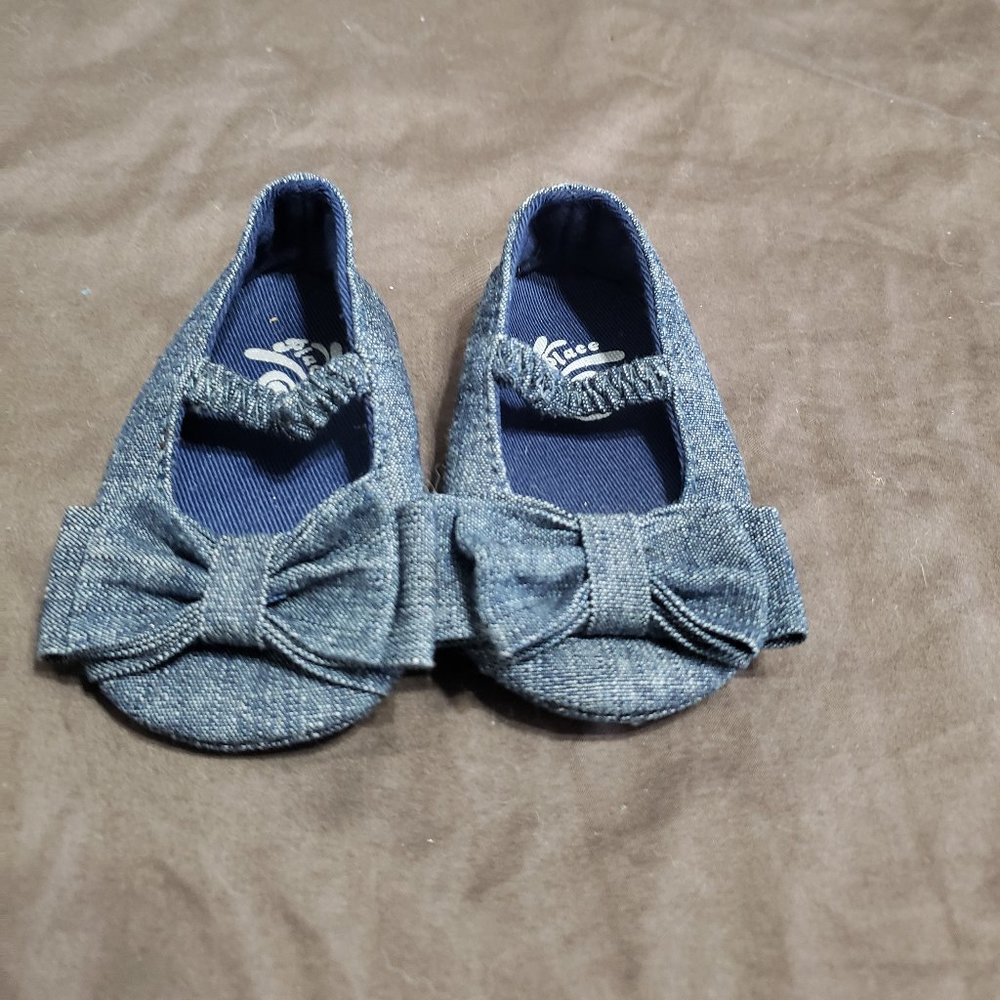 Children's Place Denim Slip On Sandals With Bow Size 1